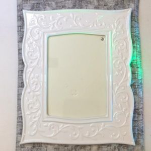 Lenox Opal Innocence Carved Frame, brand new!